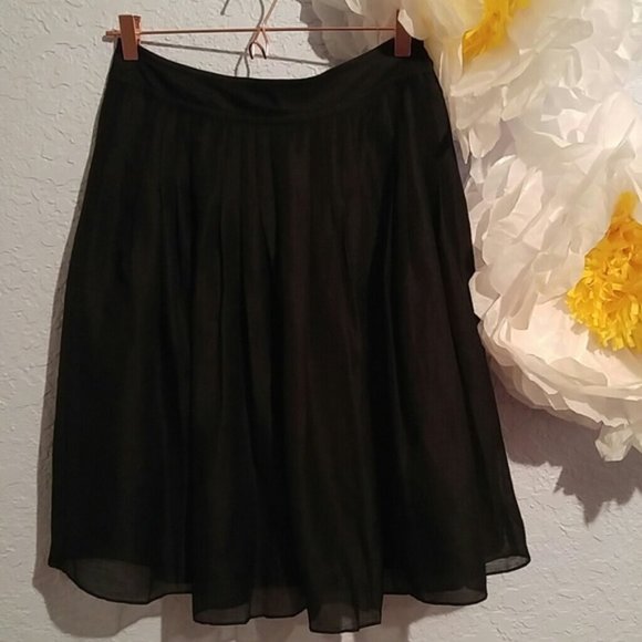 Banana Republic Dresses & Skirts - Banana Republic Black Linen & Silk New Skirt SZ 2P